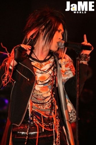 15年 これから先もKagrra以上に大好きなバンドはいないです 解散して15