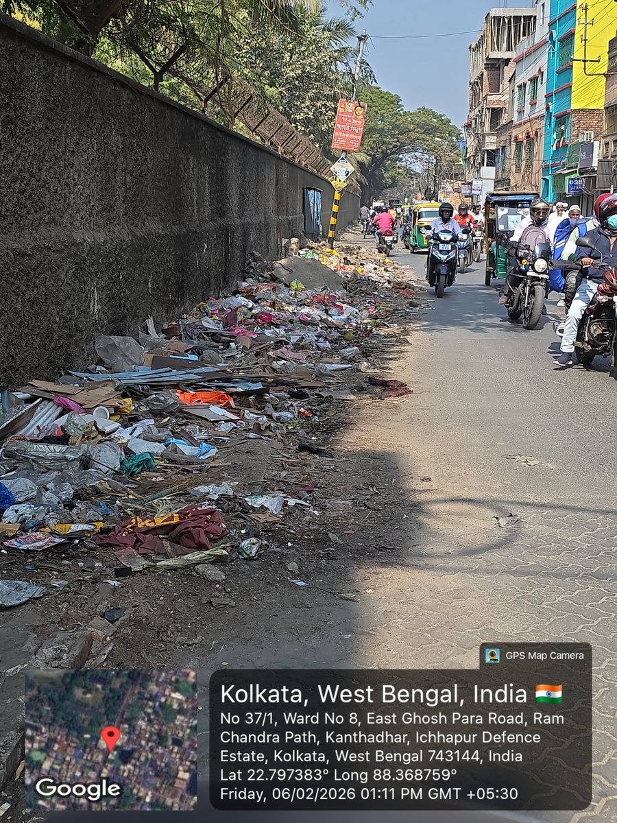 weirdhyphen's tweet photo. @YTKDIndia @Madhusree24 Condition in West Bengal. You'll see such an open dumping ground every hundred meters on this road. https://t.co/BBsw2SIc8w