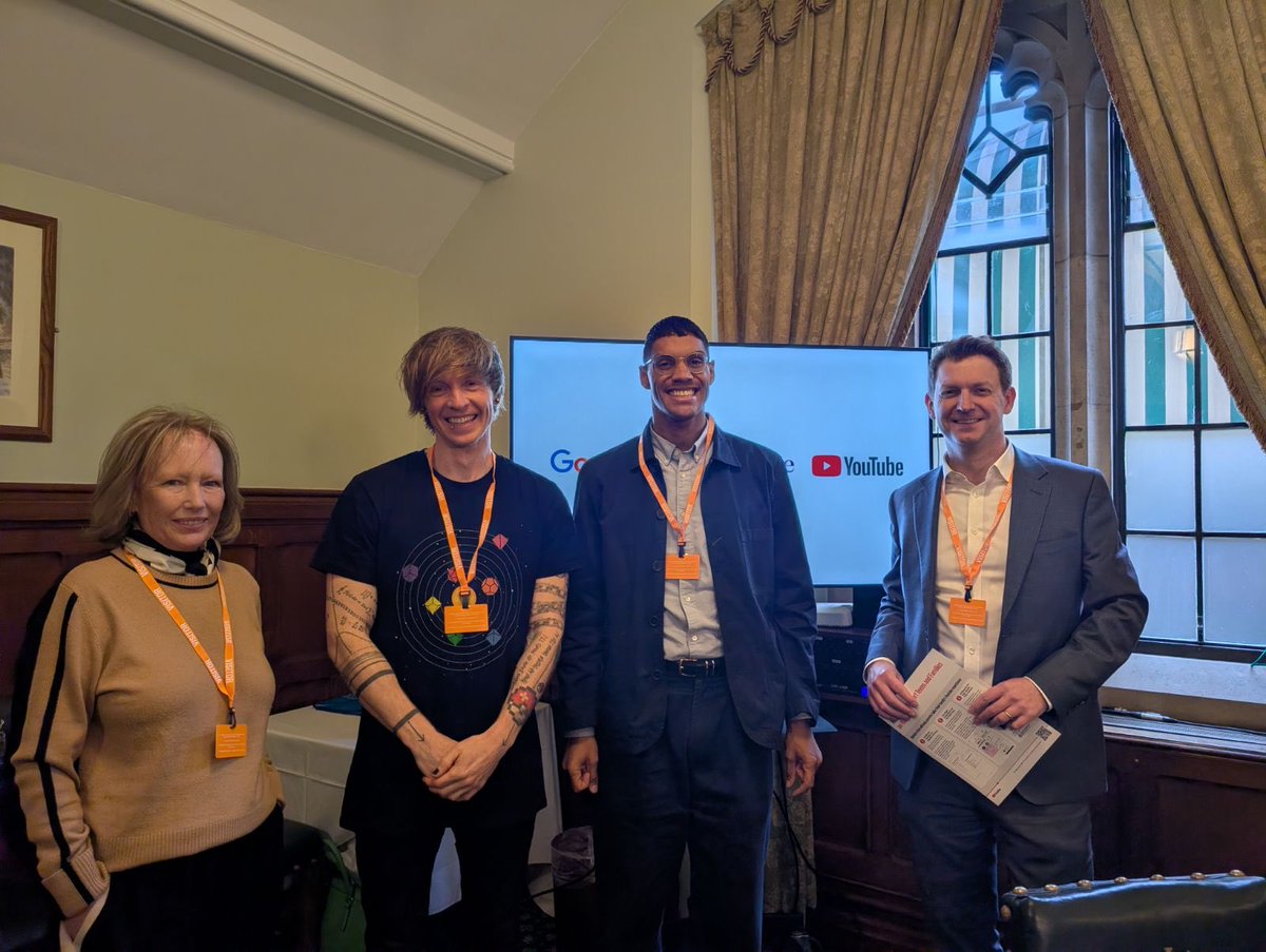 Dr Tom Crawford tweet media