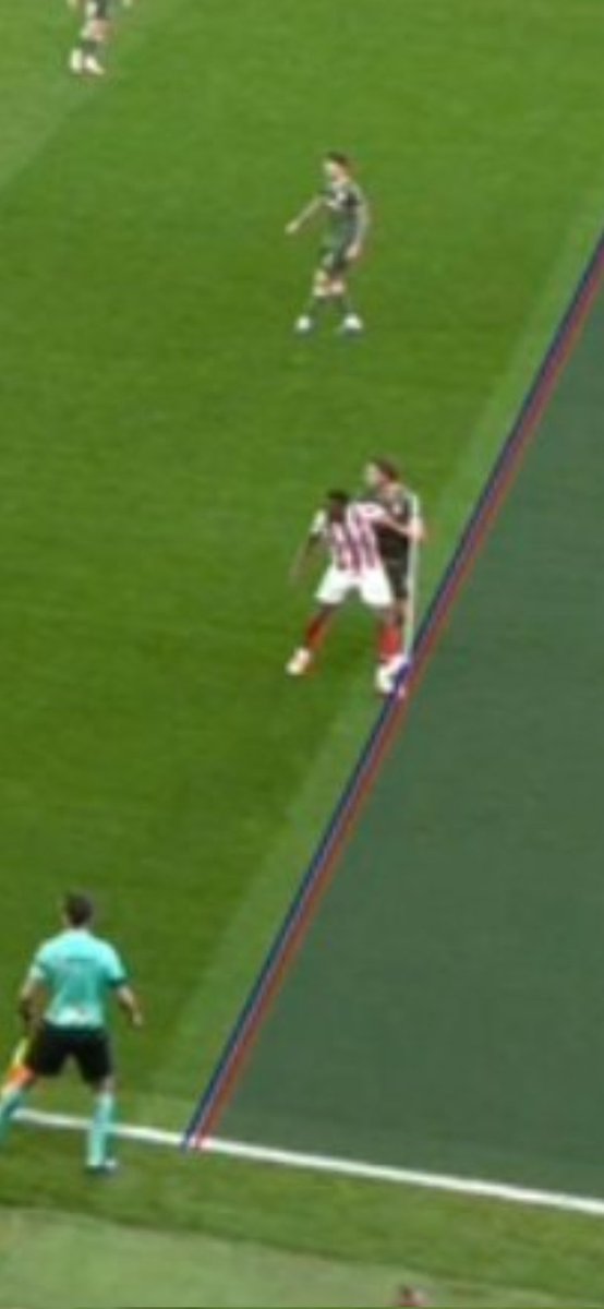 Lediakhov's tweet photo. El Sporting no gana hoy porque pitaron fuera de juego aquí: https://t.co/RwZcTNnG4v