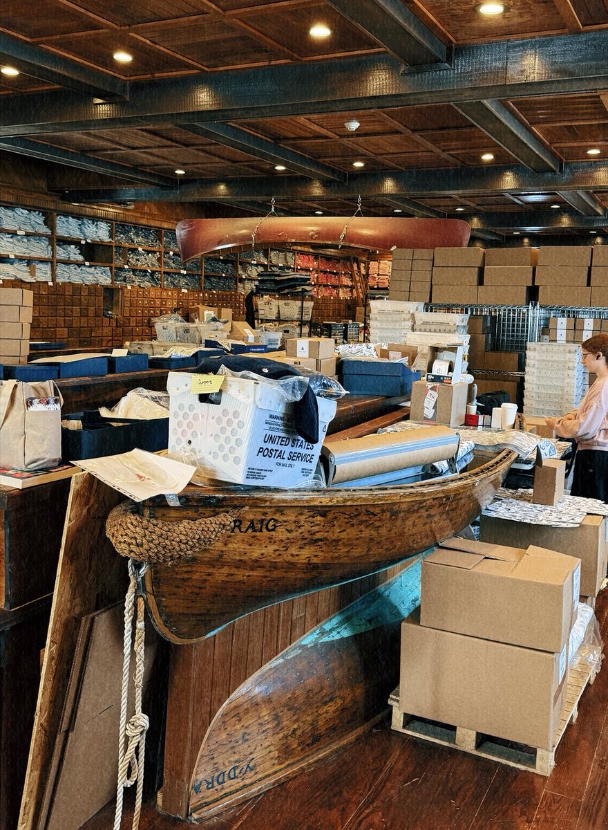 ▼ Kiel James Patrick tweet media