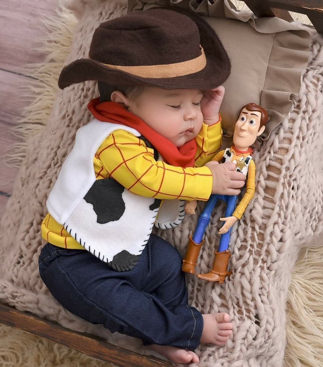 ¿Que título le pondrías a esta foto?♥️