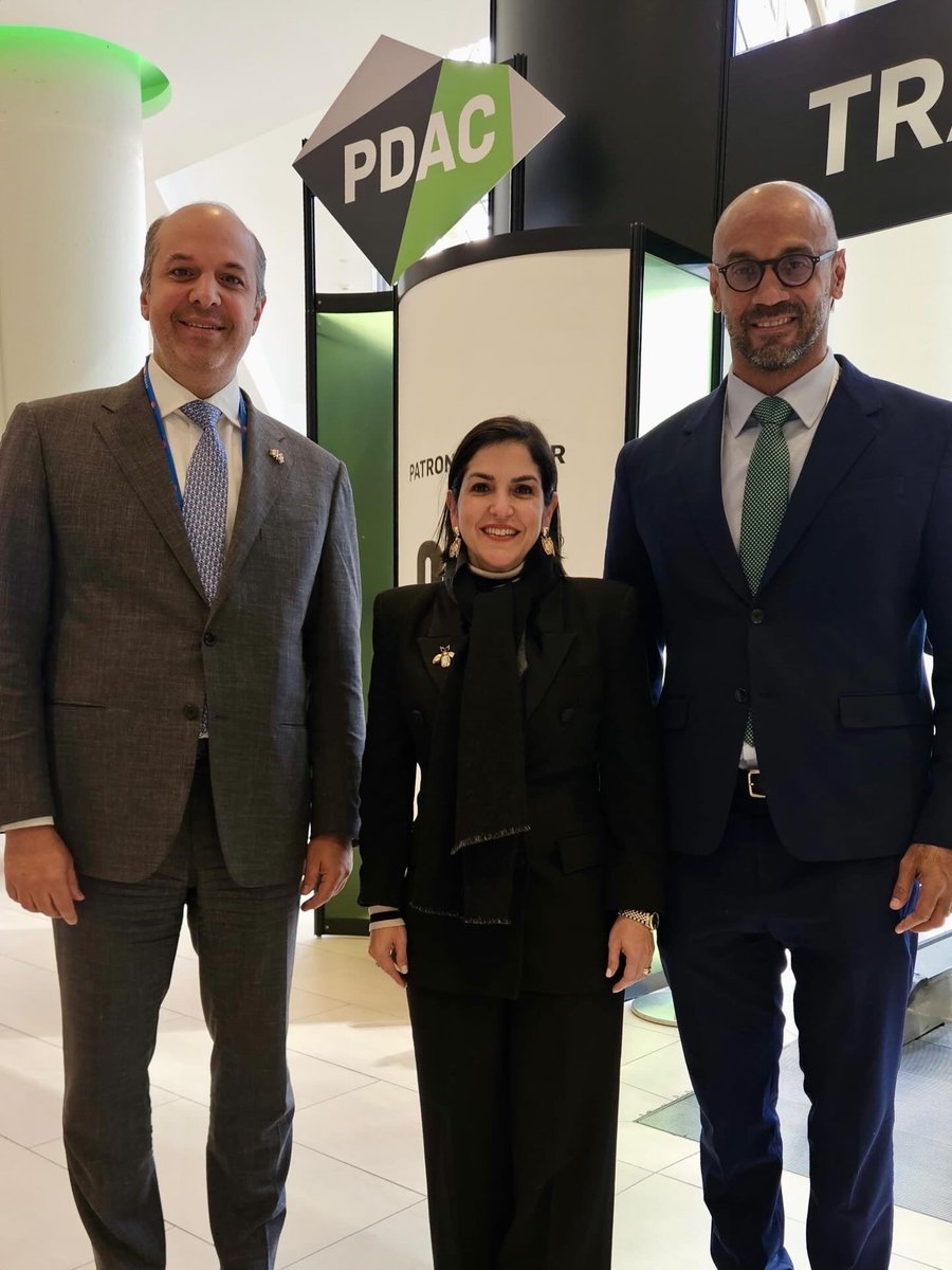 RDenCanada's tweet photo. El embajador @JoseBlanco participa en Prospectors & Developers Association of Canada (PDAC) 2026 🇨🇦, acompañando a nuestra delegación 🇩🇴 y promoviendo una minería responsable, sostenible y que genere un impacto positivo para nuestro país.

Como el evento más importante del mundo para la industria minera, reafirmamos nuestro compromiso con los más altos estándares ambientales y sociales, así como con el cumplimiento de las políticas públicas que fortalecen el desarrollo del sector en beneficio de las comunidades y del crecimiento económico nacional. @MIREXRD