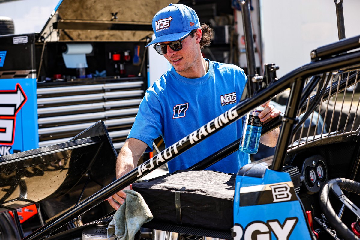 Dustin Sweatt Racing Ready for Monday Night Sprint Cars 🙌
