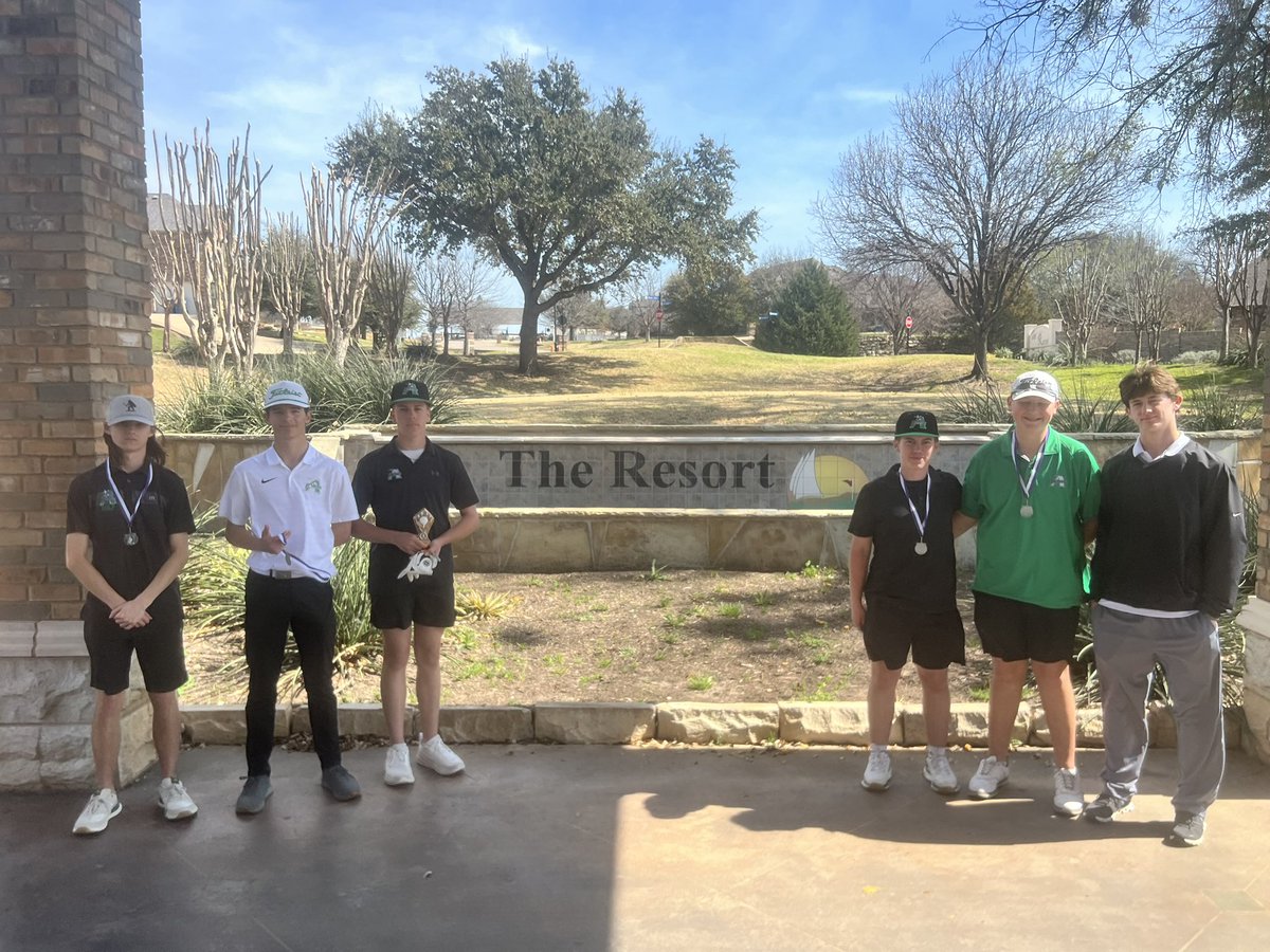 Hornet Golf tweet media
