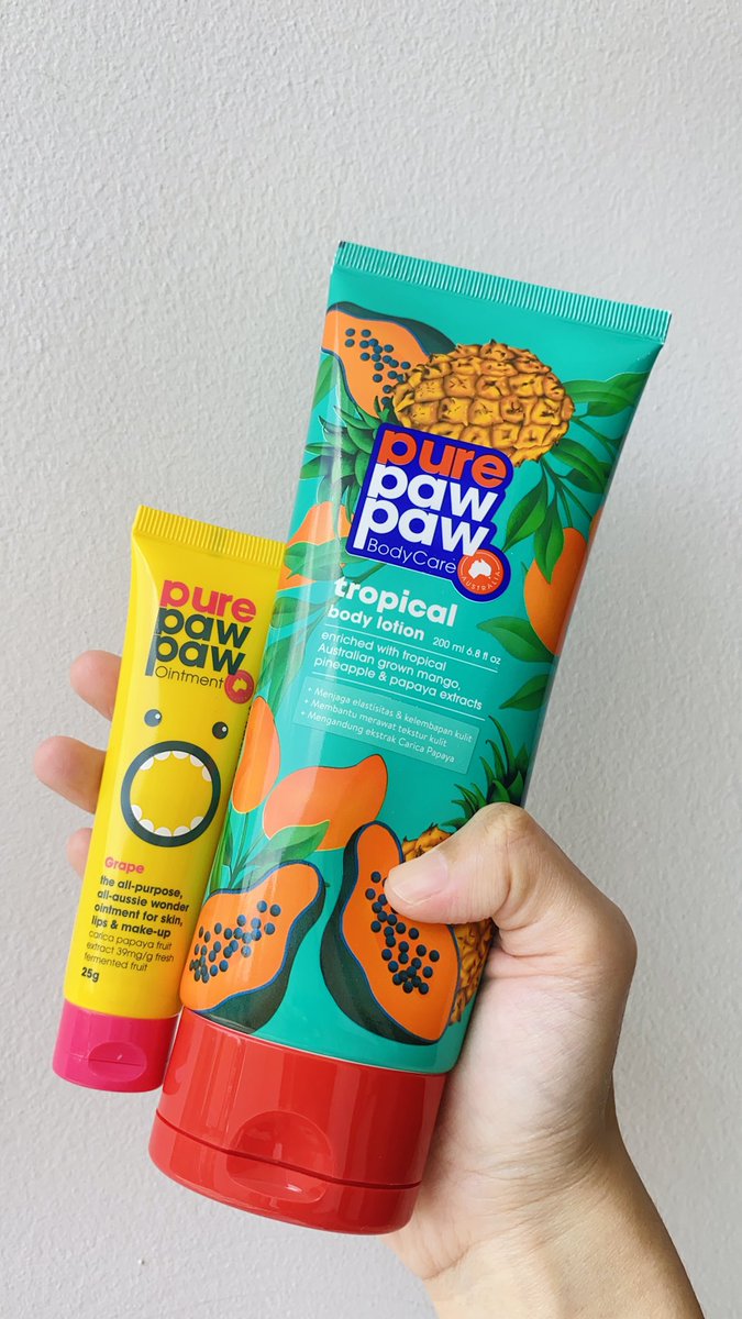maylithara's tweet photo. My go-to essentials!🧏🏻‍♀️☀️

Say hi to this duo fruity yang jadi best combo for my daily routine👋🏻

Pure Paw Paw Ointment Grape Flavor &amp; Tropical Body Lotion. https://t.co/xIHQLViOJb