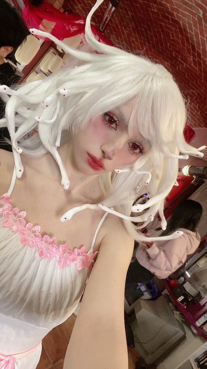 Himee.lily tweet media