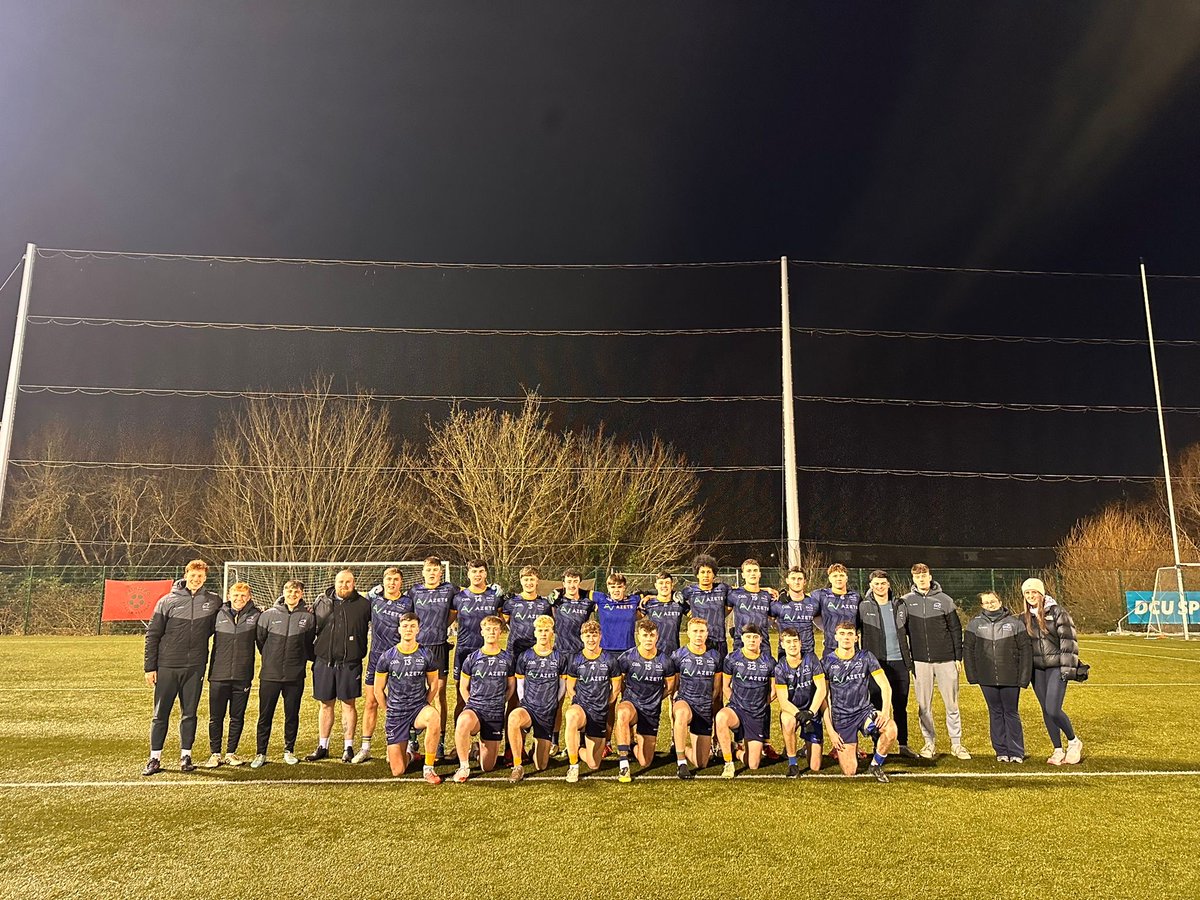 DCUDocEirGAA's tweet photo. Fresher B Football semi final result 

@DCUDocEirGAA 3-13
@QueensGAA 2-5

Well done to our men who progress to final. Safe home to Queens. https://t.co/bpOV5xtf4R
