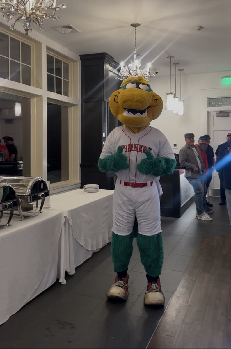 Lowell Spinners tweet media