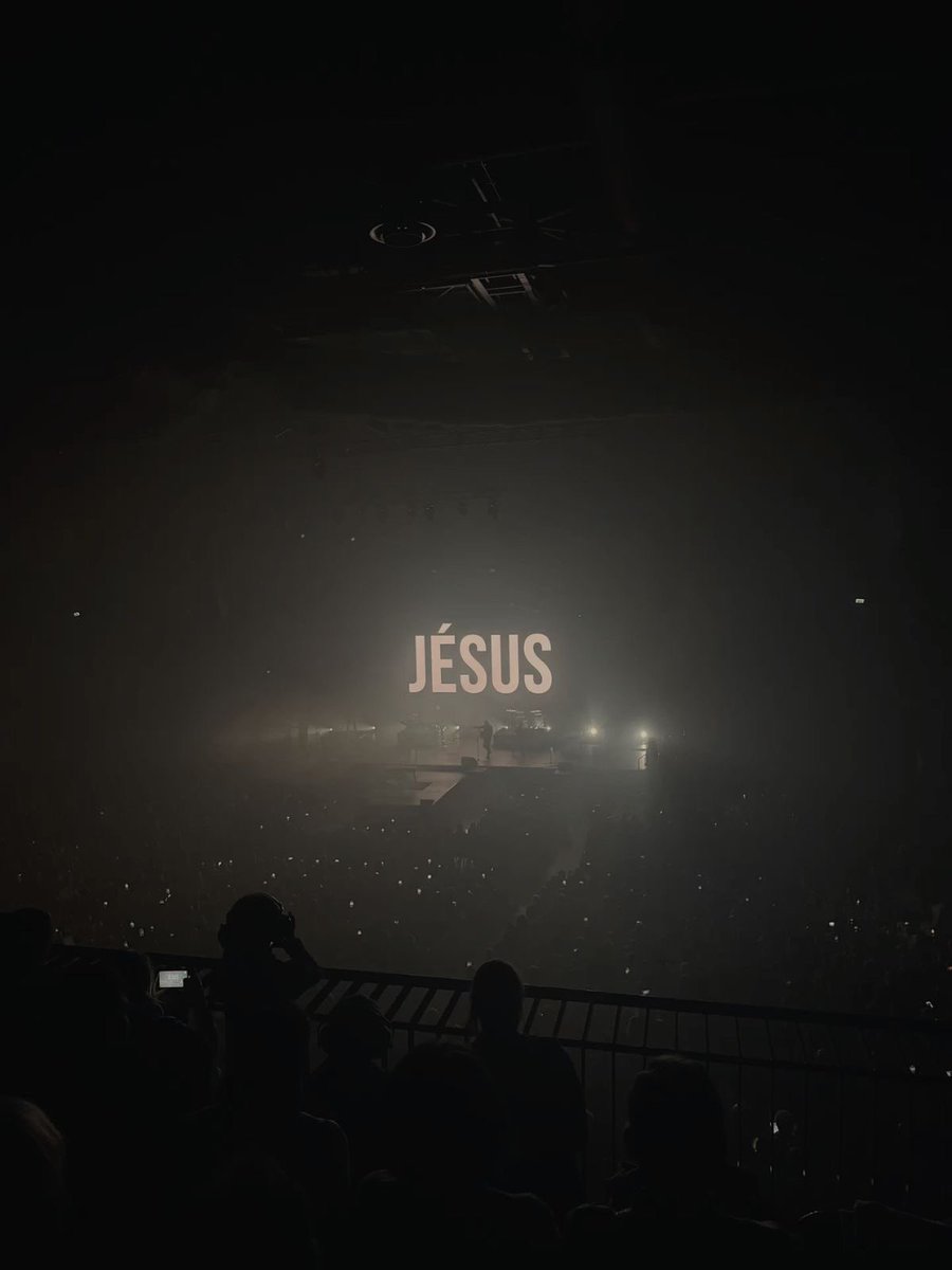 Aesthetic.Guyy tweet media