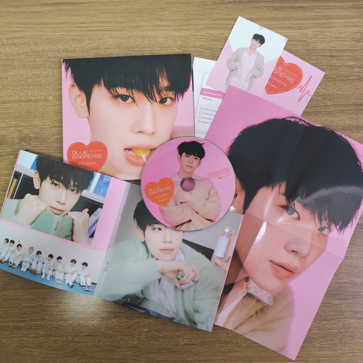 zero2ble's tweet photo. feedback positivo para @sakuyabear pelo digipack do tae de blue paradise.

o envio foi feito após as festas, no período combinado, e chegou super rápido e bem embalado, em perfeitas condições.

obrigada 💙 https://t.co/MQuSJ3S3Dp