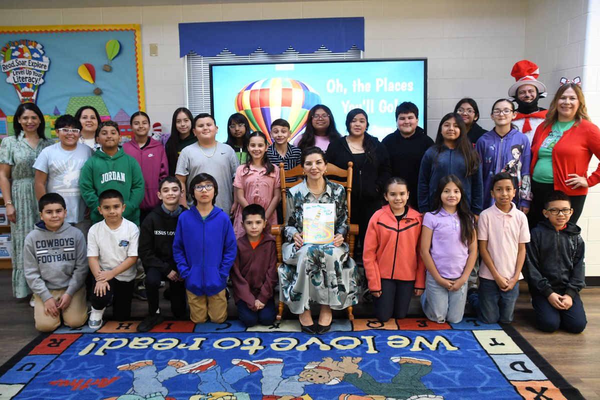 Laredo College tweet media