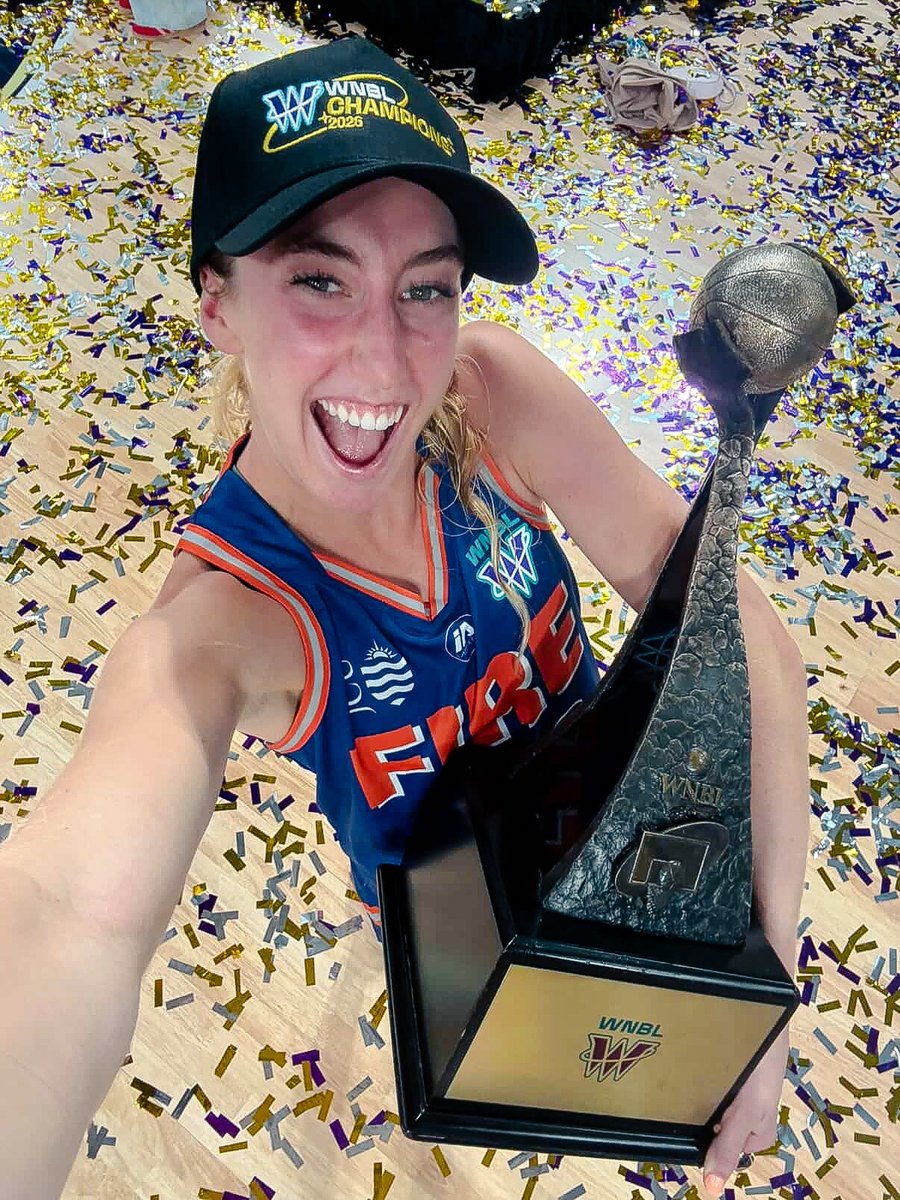 BIG LU 🏆

Congrats to our very own <a href="/LucyOlsenbball/">Lucy Olsen</a> on helping the Townsville Fire win the WNBL Championship!