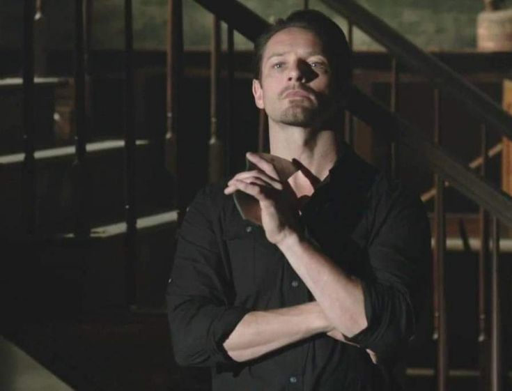 WolfFeller's tweet photo. Day 333 of posting the first Ian Bohen photo that Pinterest recommends.
#IanBohen #day333 #trend #peterhale #teenwolf https://t.co/iz1WvGsIuJ