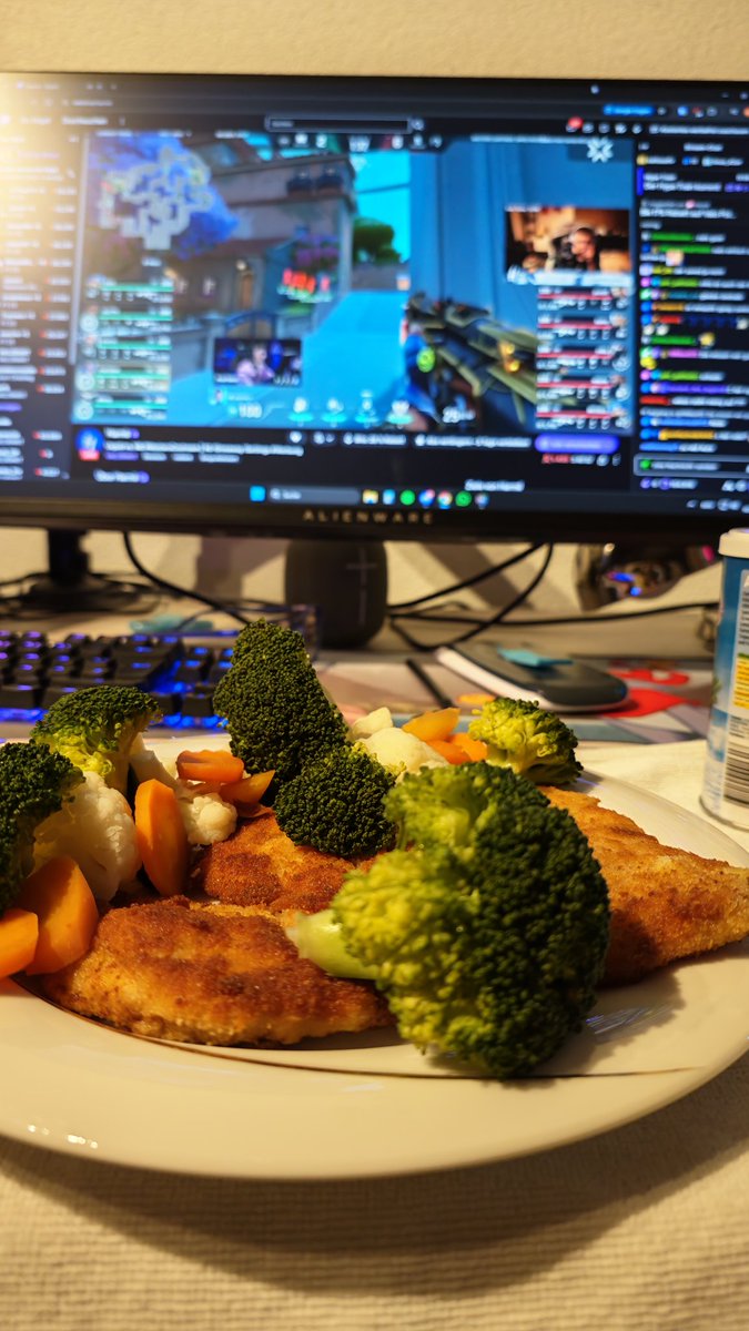 MrxTorte tweet media