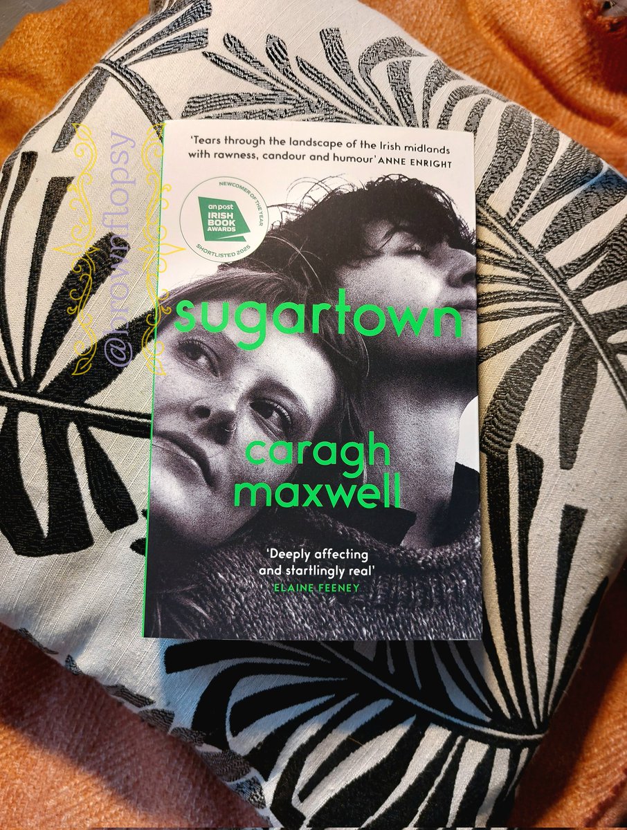 brownflopsy's tweet photo. Thank you @OneworldNews for this stunning copy of #Sugartown by Caragh Maxwell. Out now.
I'm looking forward to reading this razor-sharp novel with the @Squadpod3 gang in July. #SquadPodBookClub https://t.co/Aj0TRVaa47