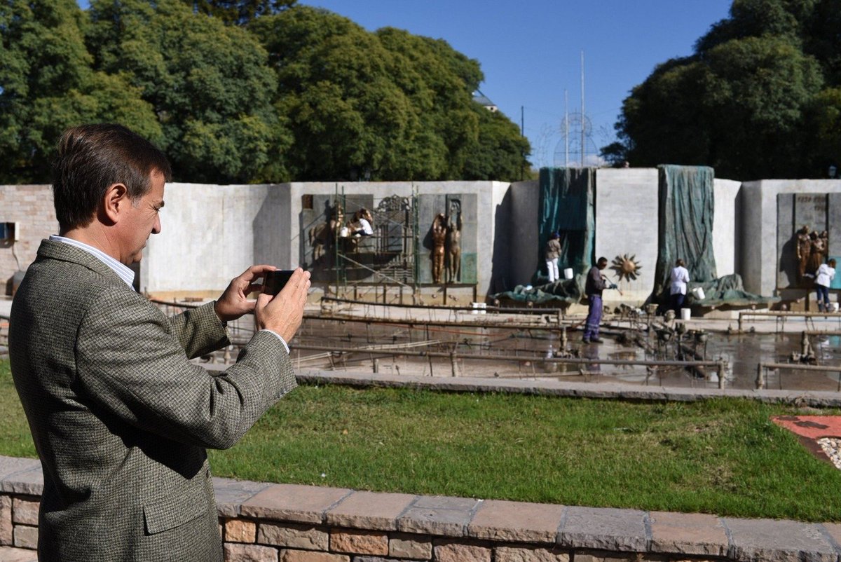 Rodolfo Suarez tweet media