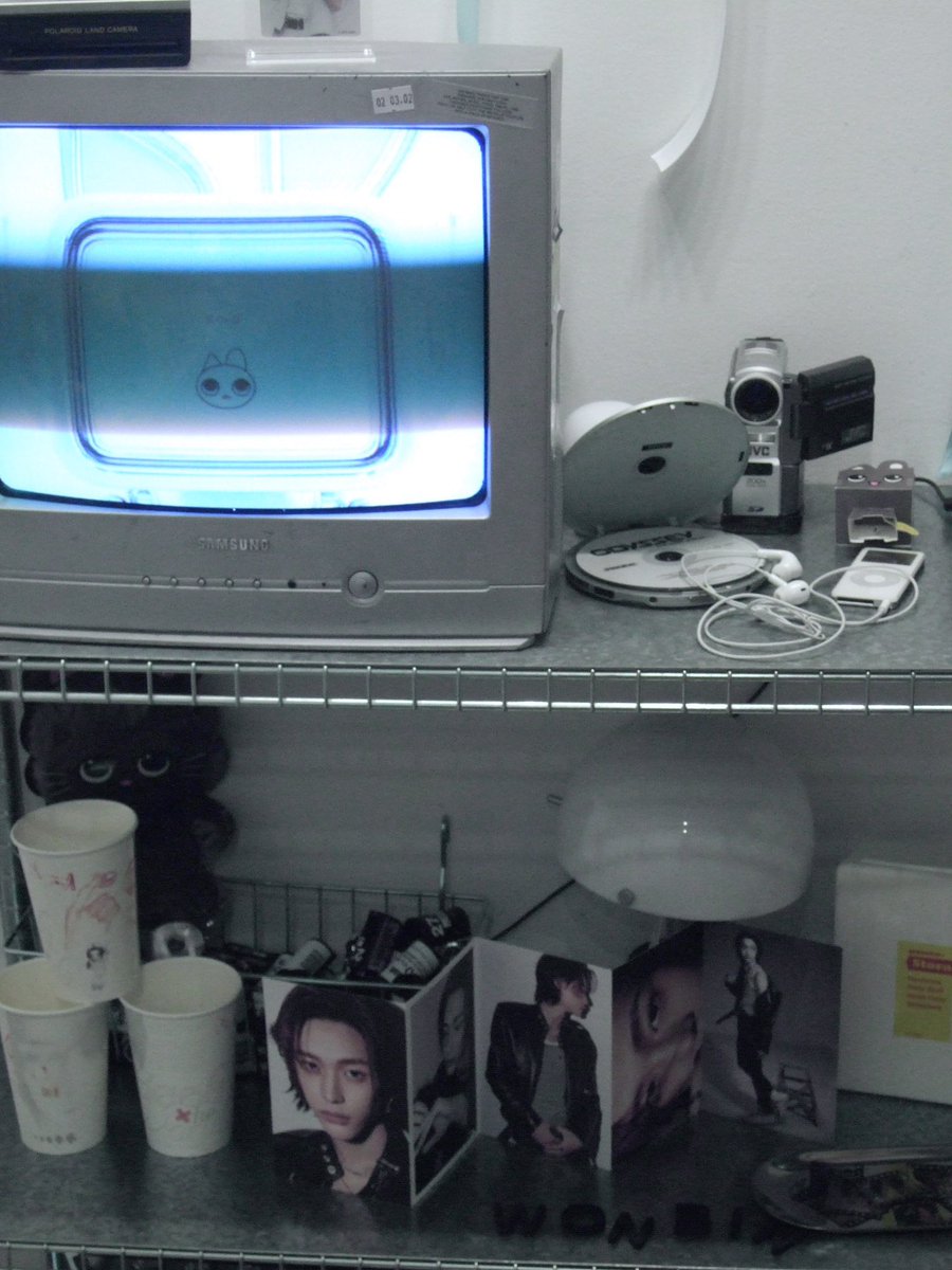 냐냐냥 tweet media