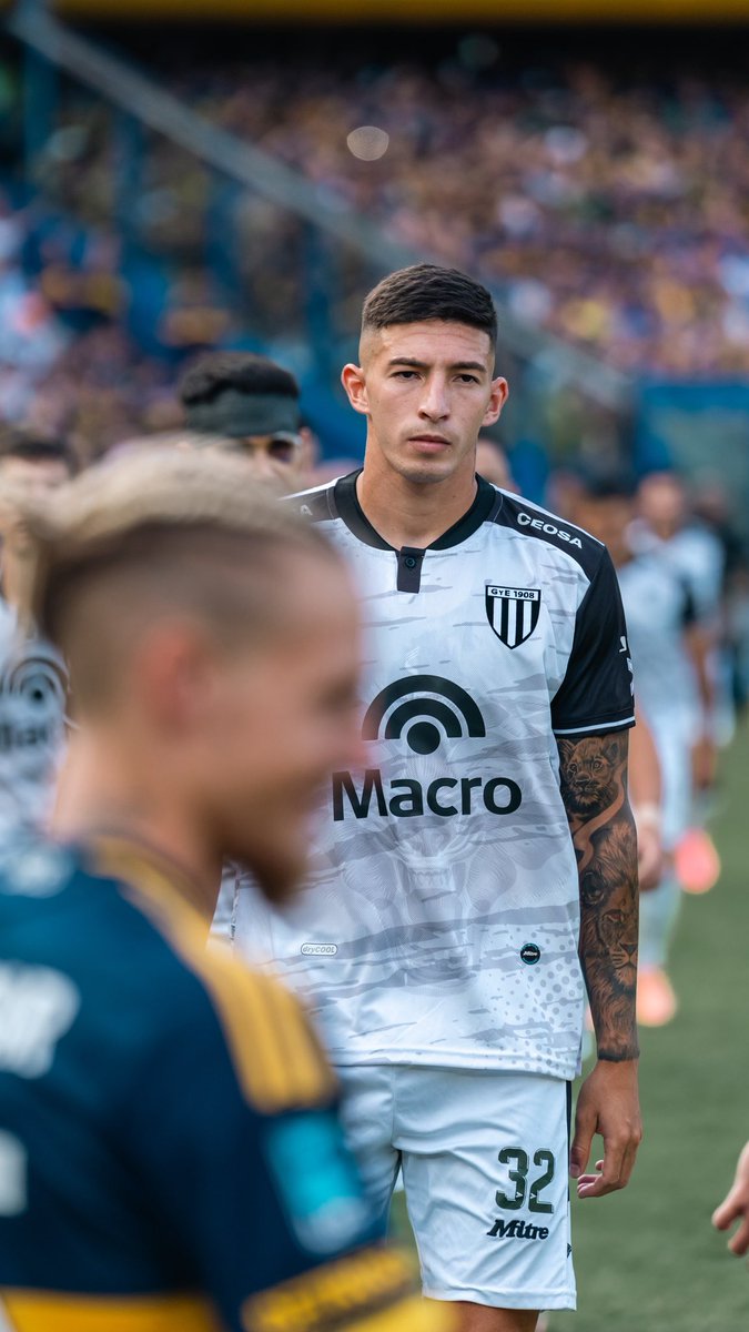 GimnasiaMendoza's tweet photo. Y sí, nos quedamos con ganas de mostrarles algo más de una tarde histórica... 📷🖤🤍

📍Estadio Alberto J. Armando https://t.co/AEtljZ6YDi