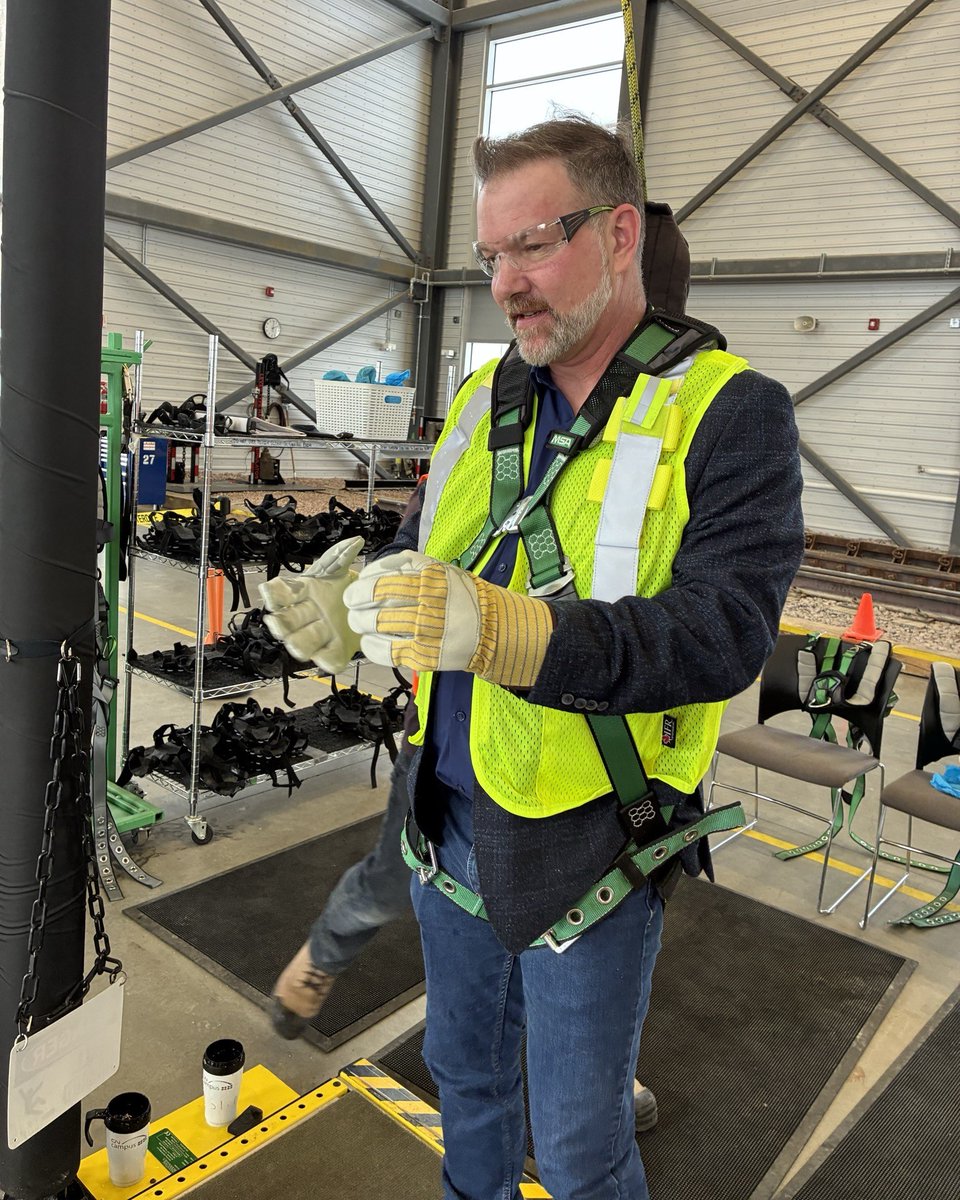 Colin Reynolds tweet media