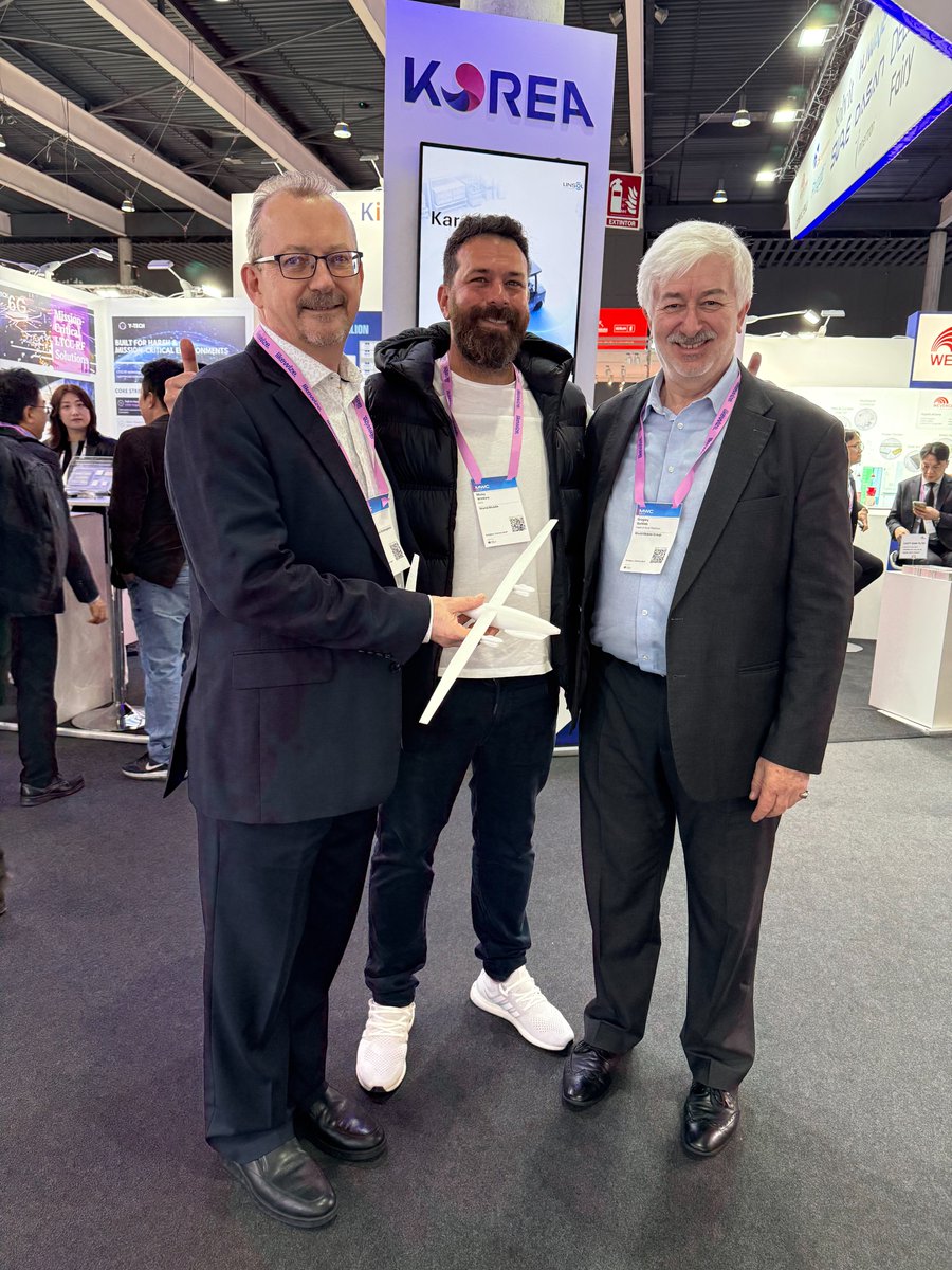 World Mobile tweet media