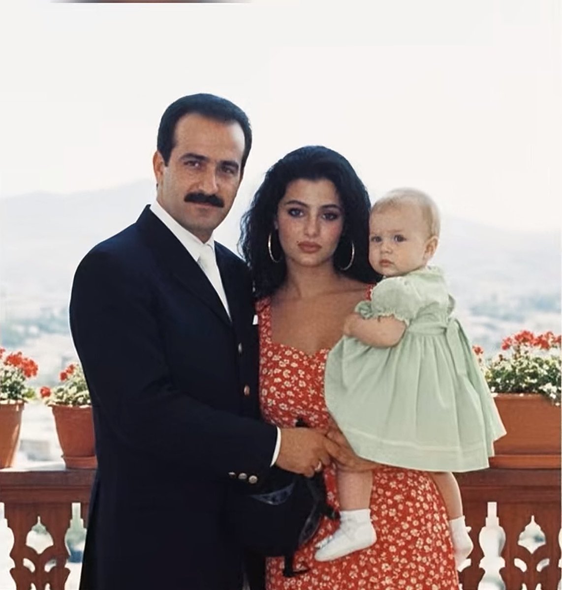 MoolaAbdulaziz's tweet photo. Haifa Wehbe https://t.co/IdDWKyEZuk