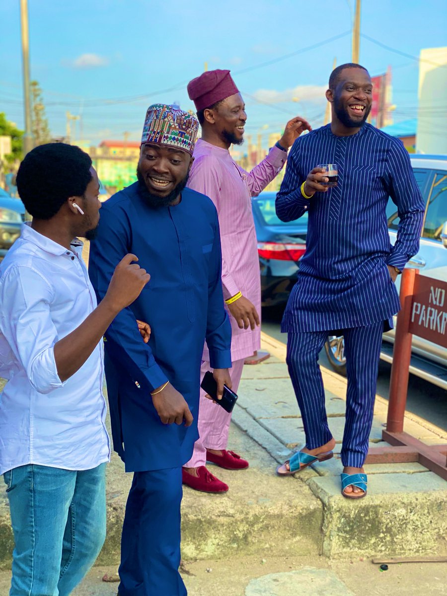 Deshysmalls's tweet photo. Almost 5 years since this picture was taken, and the trajectory for everyone here has been 📈. If you are fortunate enough to learn from any of these guys, your success is almost GUARANTEED.

Men, Mentors, Moguls.

@OluwatobiAjayiJ @AsImoukhuede @OgbeniDipo @Omojuwa @biolakazeem https://t.co/tTau0tHH1o