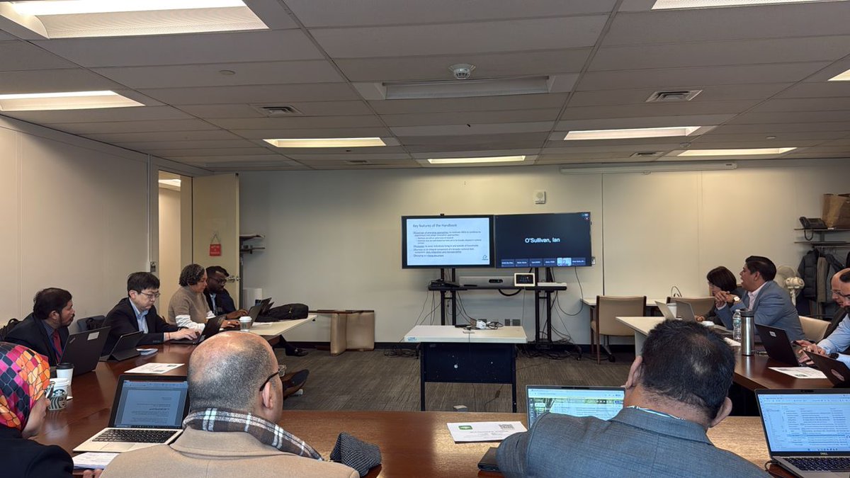 Dr_Uzir's tweet image. Alhamdulillah, I began today’s program by attending the Member Meeting of the Inter-Secretariat Working Group on Household Surveys in conjunction with UN57SC.  

#UN57SC
#KPDOSM
#StatistikNadiKehidupan
#StatistikSegalanyaPasti
#DOSM