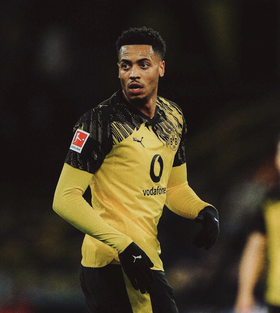 عمرو tweet media