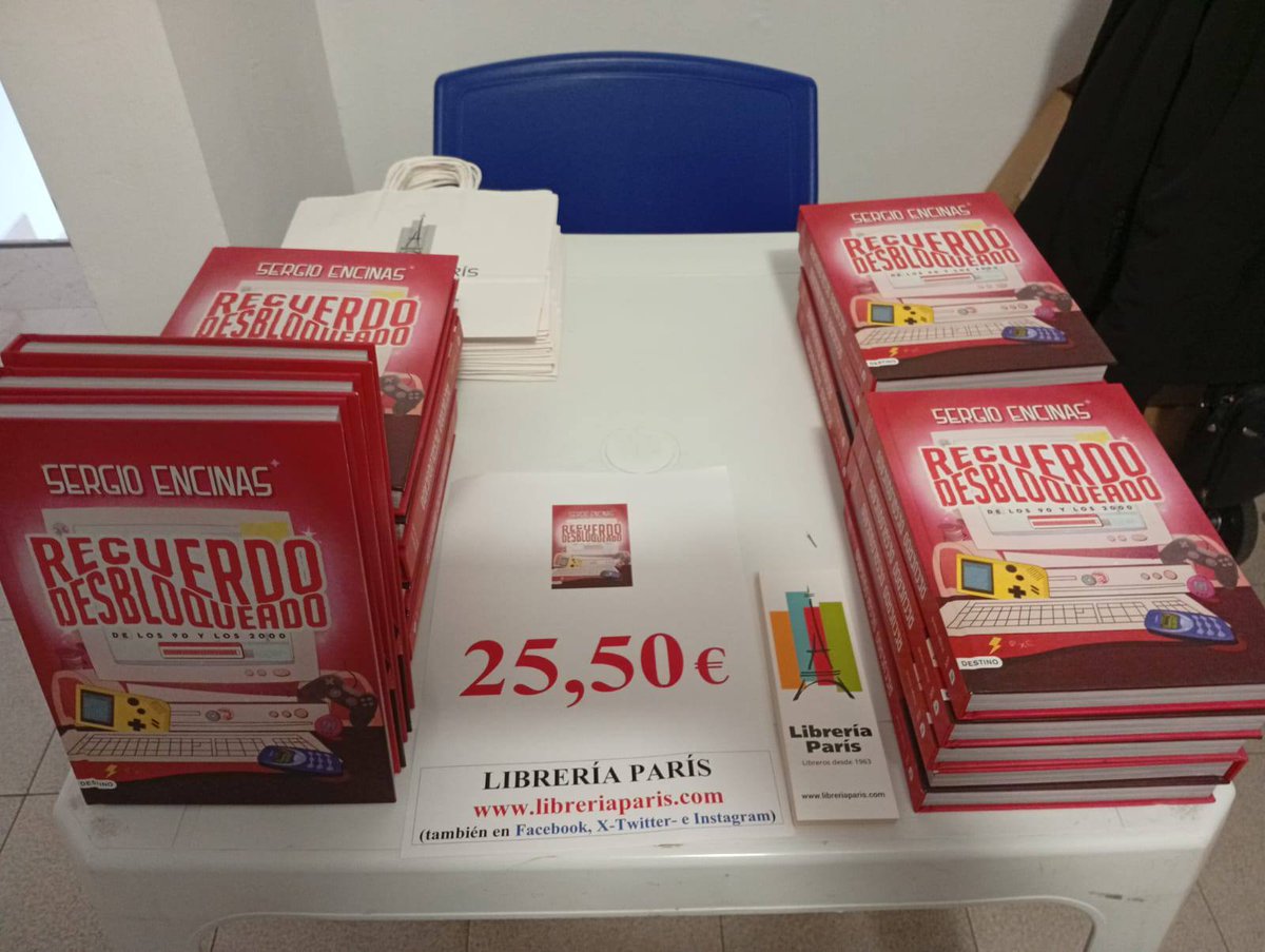 Librería París tweet media