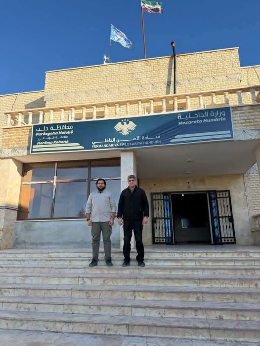 QalaatAlMudiq's tweet image. #Syria: Kobane/Ain Arab Security HQ got a new look after passing under Interior Ministry control.