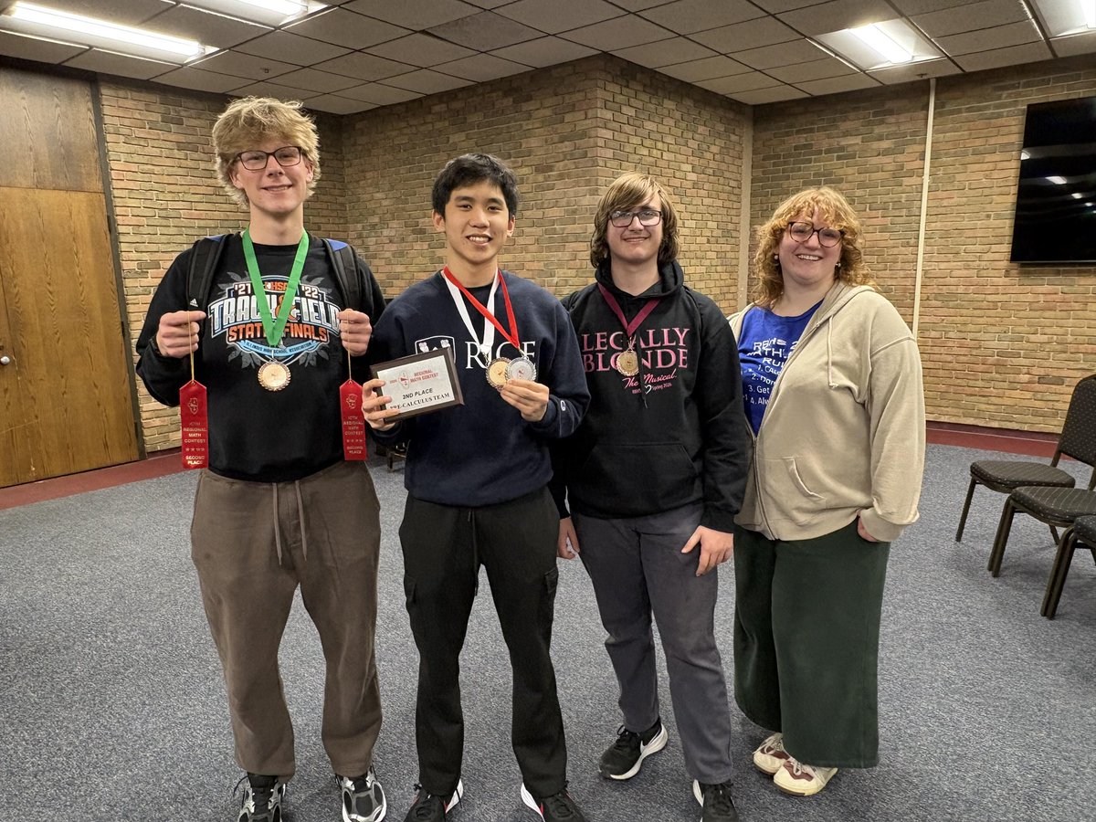 Riverside Brookfield High School tweet media