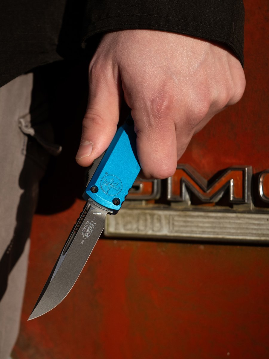 Microtech Knives tweet media