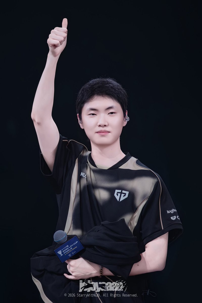 𝕛𝕠𝕛𝕠𝕪𝕒𝕒𝕒𝕒 tweet media