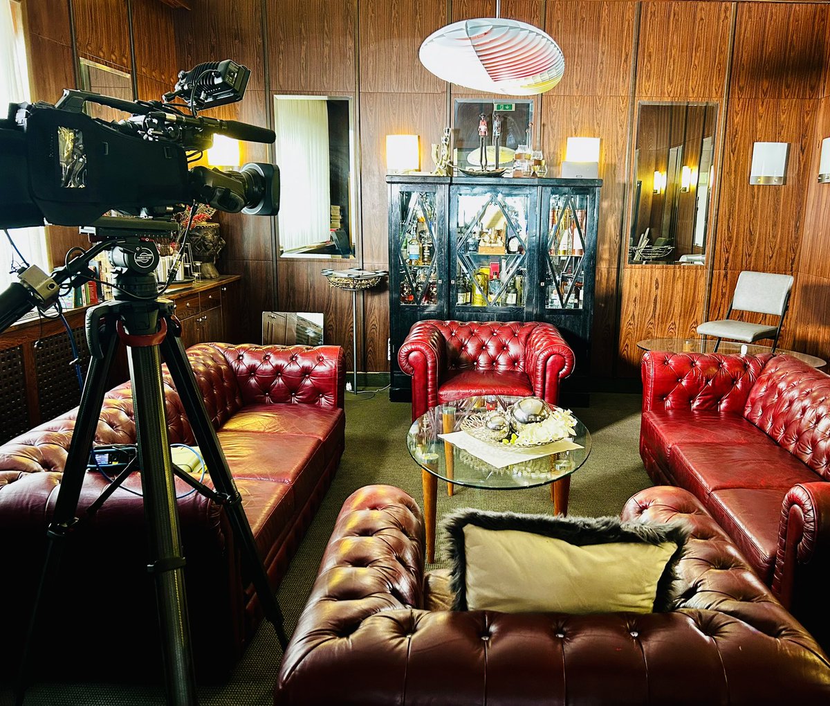 HofmannAviation's tweet image. #TVwork today with ORF about the current situation in the Middle East and the super-hubs Dubai and Doha…

on.orf.at/video/14313326…

#hofmannaviation #luftfahrtexperte @emirates @qatarairways @etihad