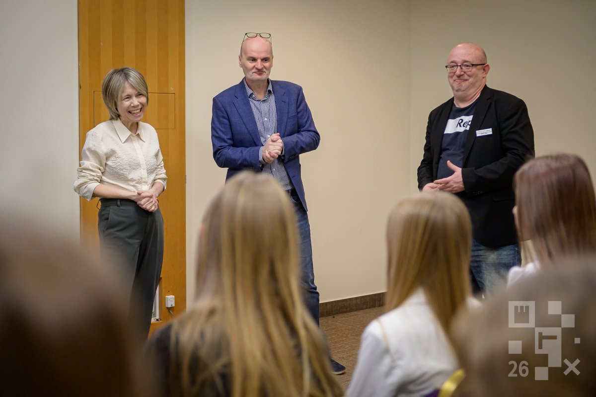 PragueChess's tweet photo. 🎓 Educating the next generation of chess players. Thank you, @PiaCramling, for being such an inspiring role model! ♟️
📸 Petr Vrabec #PICF #PICF2026 https://t.co/77lHmuWf4R