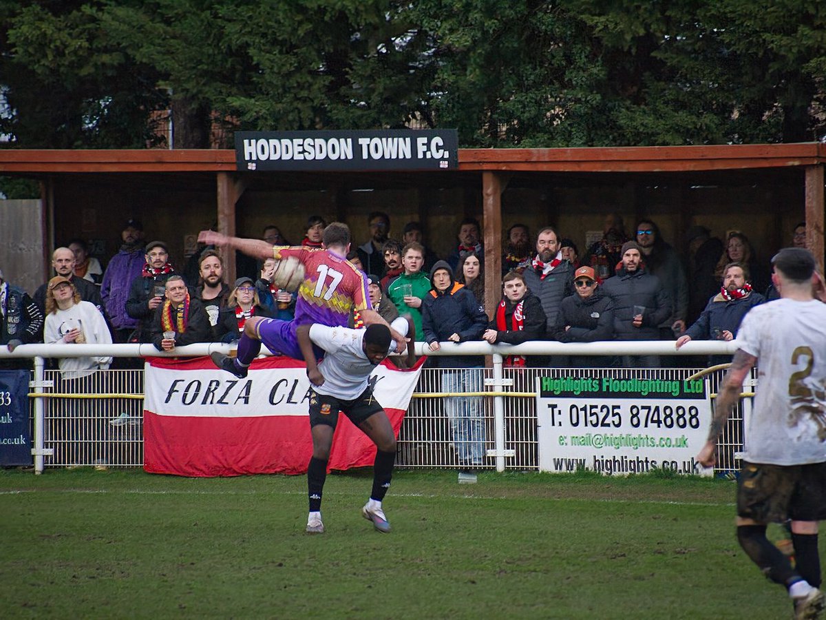 ⚽️ Hoddesdon Town 1-1 Clapton CFC
🏆 Eastern Counties League Division 1 South
🏟 Lowfield 🎟 £7 📖 online 👨‍👩‍👧‍👦 105 
📆 Saturday 28 February 3 PM
<a href="/HoddesdonTownFC/">Hoddesdon Town Football Club</a> <a href="/ClaptonCFC/">Clapton CFC</a>  #groundhopping
