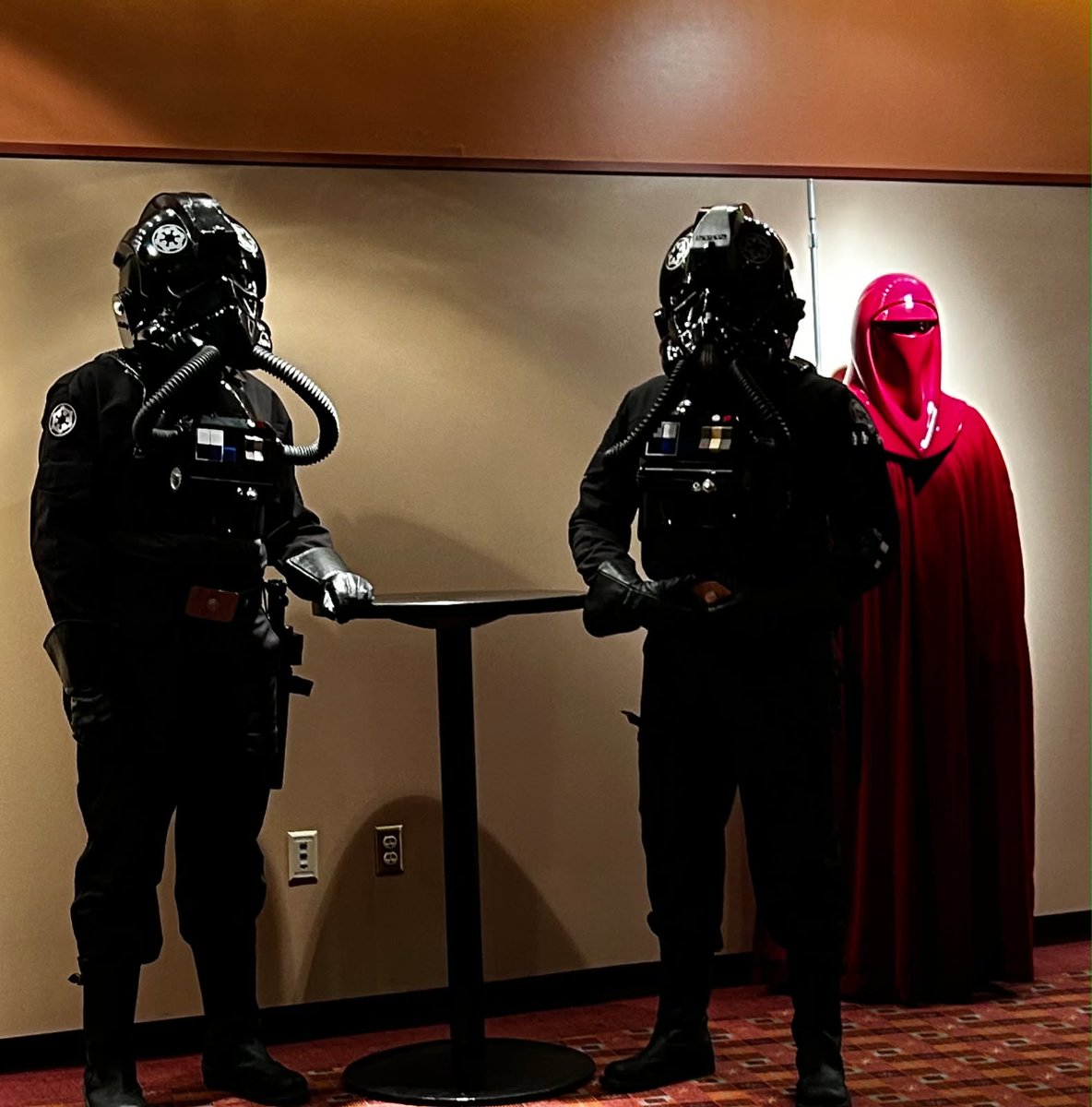 LNKairport's tweet image. Our wonderful winners of the @TheBostonPops Star Wars experience! 🎷👽 We love sharing unforgettable experiences like this through our partnership with @LiedCenter! 🎭 #CommunityPartnership #BostonPops #orchestra #LiedCenter