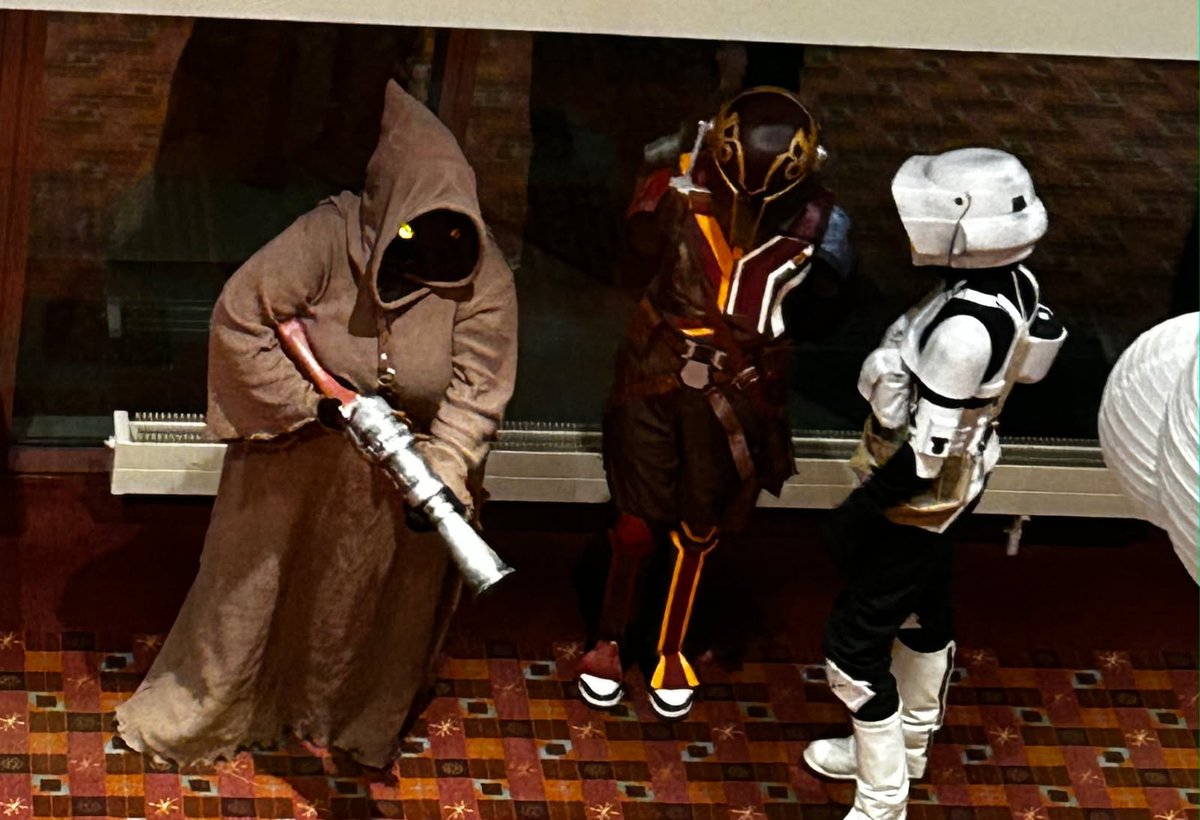 LNKairport's tweet image. Our wonderful winners of the @TheBostonPops Star Wars experience! 🎷👽 We love sharing unforgettable experiences like this through our partnership with @LiedCenter! 🎭 #CommunityPartnership #BostonPops #orchestra #LiedCenter