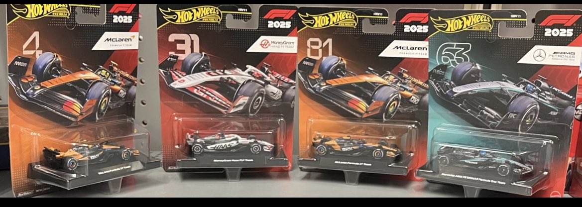 Nuestra Foto de Portada … 
Entramos a la Semana de Carrera de la #F12026 🏁

Que comience la Colección. 🤷🏽‍♂️🤷🏽‍♂️🤷🏽‍♂️