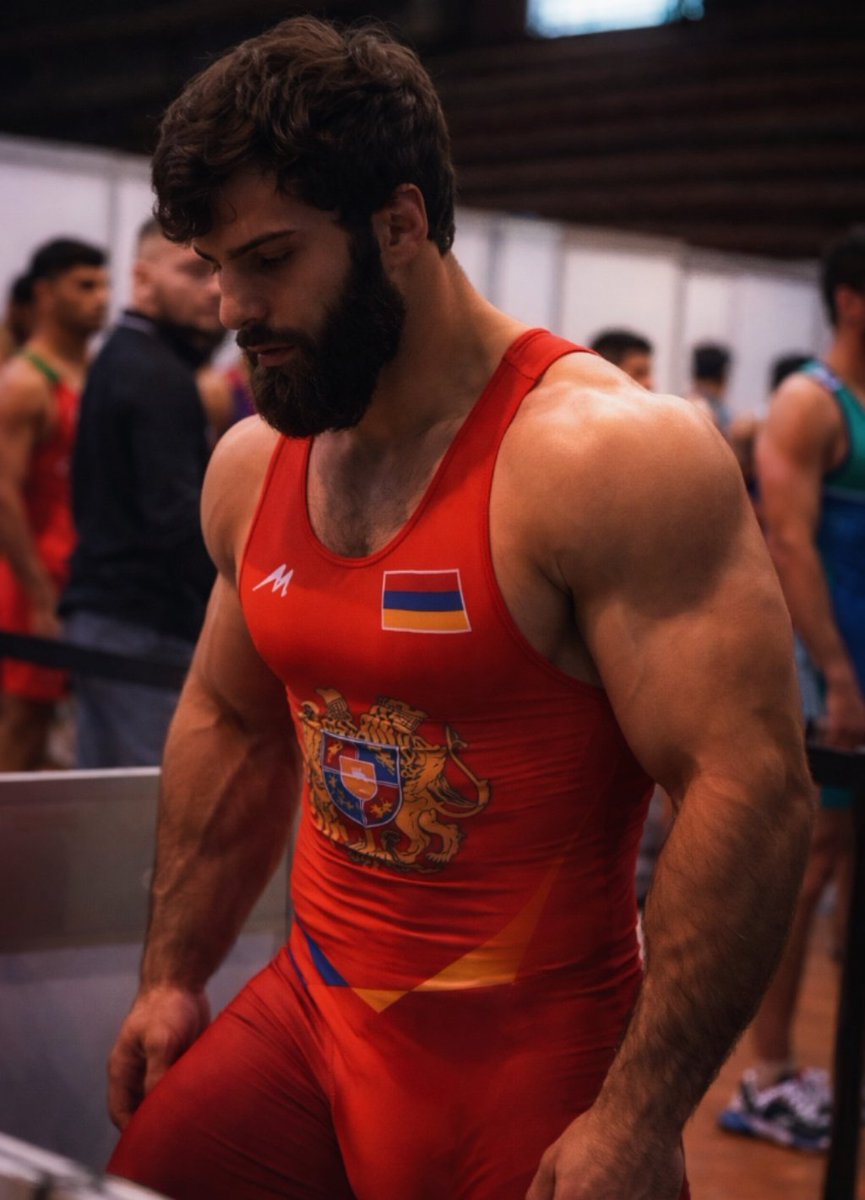 Supremenacy's tweet photo. Armenian wrestler 🇦🇲🫦 smash or pass? 😜 https://t.co/jNU7uAoy2d