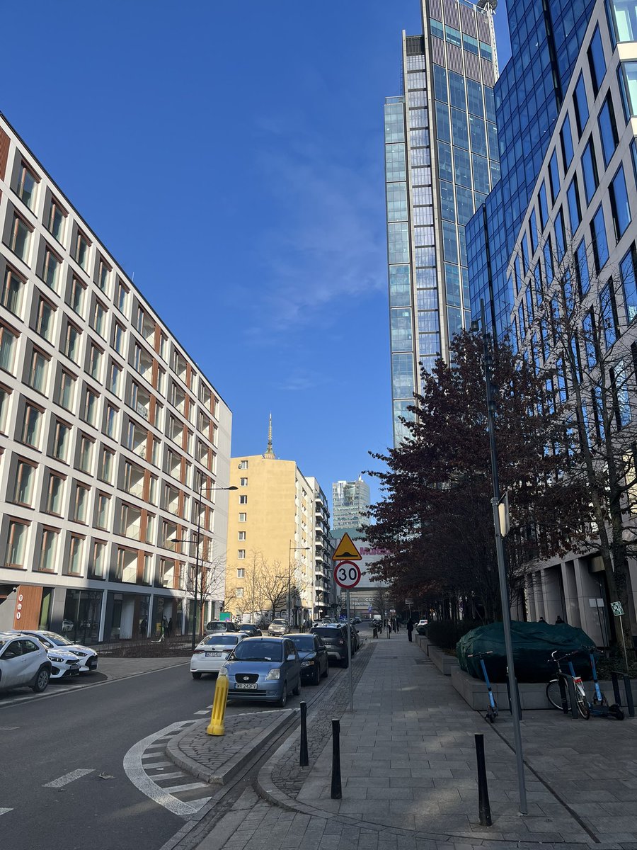 Chmielna St. eastward view #151days2bday #298days2xmas