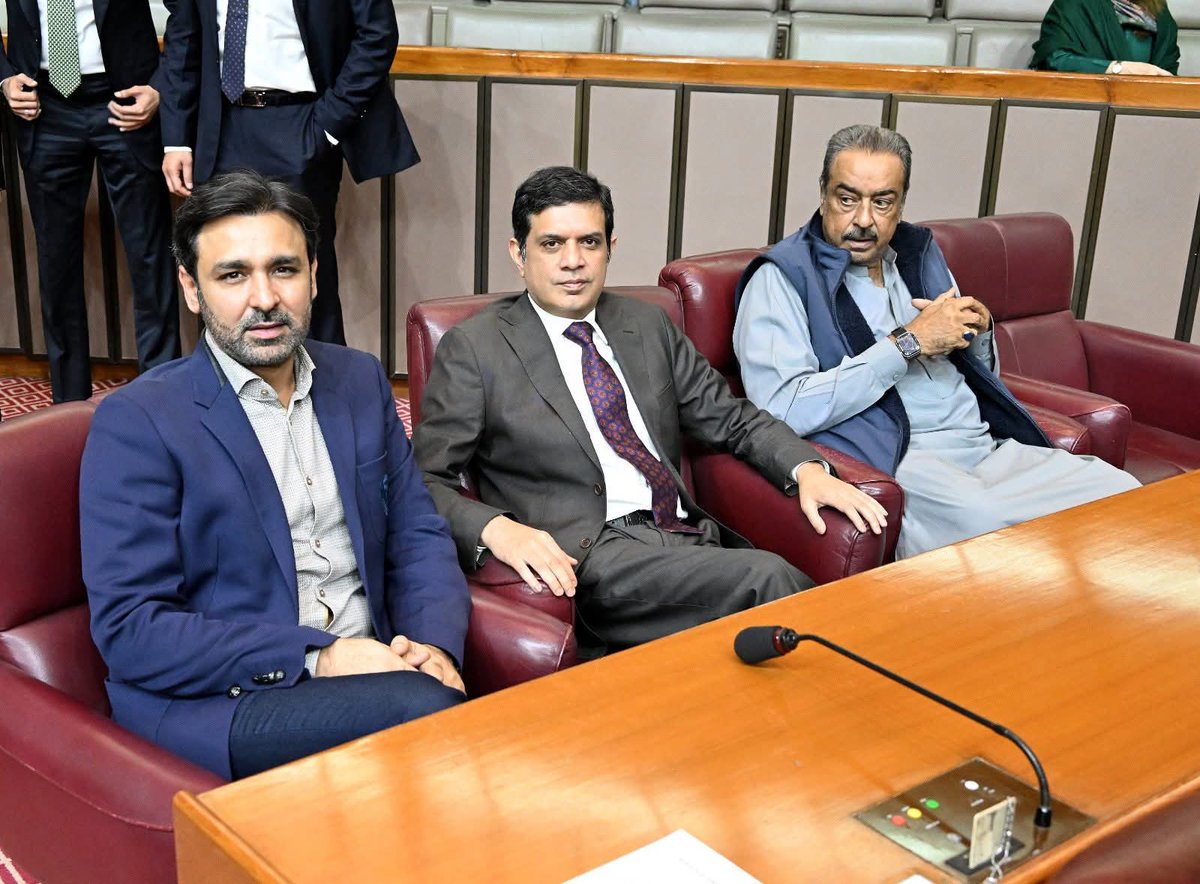 KhalidKhanLound's tweet photo. Glimpses from today’s session of National Assembly 
#JointSession https://t.co/KVnyV3ptnT