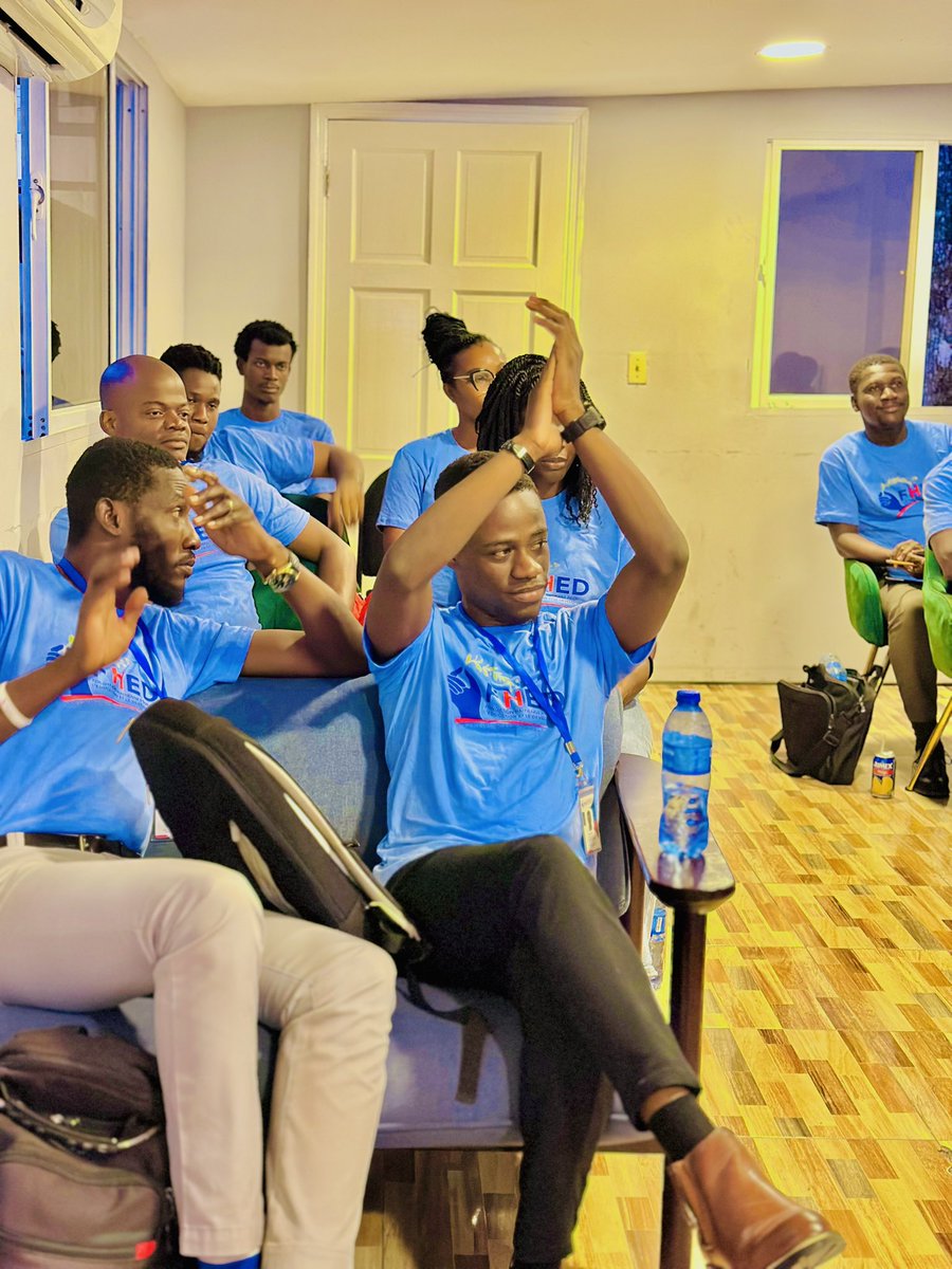 FhedFondation's tweet photo. Formation réussie sur l’IA avec l’expert Jimmy DÉJERVIL ce 28 fév.
Une étape clé pour renforcer les capacités de nos formateurs et moderniser l'école haïtienne.
L'innovation est en marche. 🇭🇹
Éduquer et Développer, l’avenir commence ici. #Haiti #Education #IA #FHED
Follow us 💥 https://t.co/BqeNSMZdko