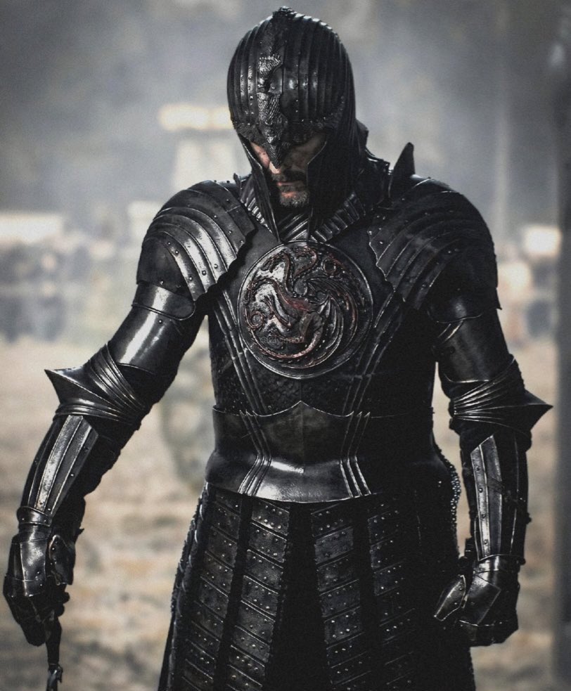 this armor looks as good on Valarr as on his papa