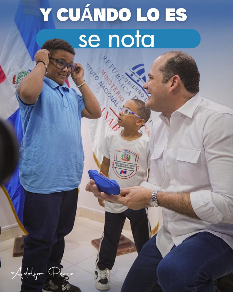 adolfoperezdl's tweet photo. Cuando hablamos de cifras, hablamos de personas. 💙

Detrás de cada número hay una historia, una familia y un sueño que merece oportunidades reales.
Trabajamos cada día para que el bienestar se sienta en cada escuela, porque más allá de las estadísticas🇩🇴
#PersonasPrimero https://t.co/DQAe9nI4lT