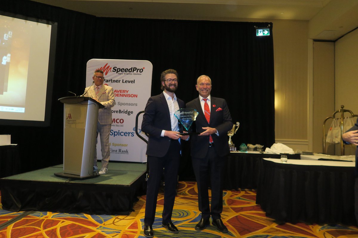 SpeedproCanada's tweet image. SpeedPro Canada is excited to announce our 'Franchise of the Year' winner for 2025 is....Kevin Burns of SpeedPro Winnipeg North! Kevin is a branding leader!
Congratulations SpeedPro Winnipeg North and we can't wait to see what 2026 brings! #SpeedProCanada #SpeedProWinnipegNorth