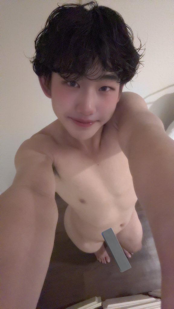 ccm2wr's tweet photo. 我是宝宝😾 #femboy https://t.co/PdTzExonzL