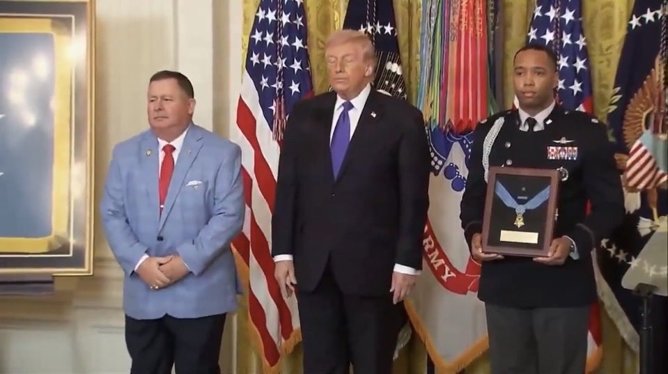 Sergeant Samuel Roderick MY FELLOW AMERICANS, TODAY, WE RECOGNIZE MASTER SERGEANT RODERICK W ...
