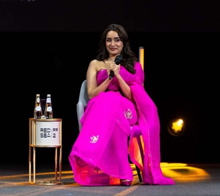 shraddhasmehnaz's tweet photo. Her journey in the film industry is a testament to her hard work and perseverance, and she's an inspiration to many young girls. 
HBD PEOPLES SUPERSTAR SHRADDHA https://t.co/Vx0fkbaQ0d